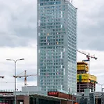 18th Floor High Point 1 Bdr With View - Free Garage Parking *