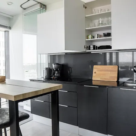 18th Floor High Point 1 Bdr With View - Free Garage Parking ヘルシンキ