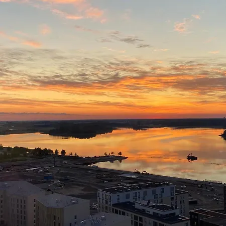 18th Floor High Point 1 Bdr With View - Free Garage Parking Apartment Helsinki