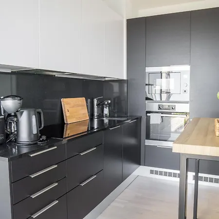 18th Floor High Point 1 Bdr With View - Free Garage Parking * Helsinki