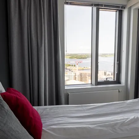 18th Floor High Point 1 Bdr With View - Free Garage Parking Helsinki