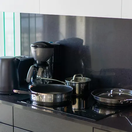 18th Floor High Point 1 Bdr With View - Free Garage Parking Хельсинки